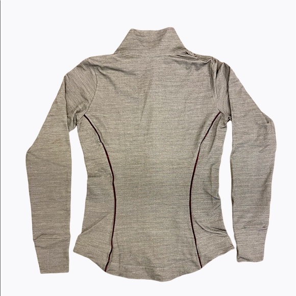 Workout Set: Jacket, Top and Pants - Picture 3 of 5